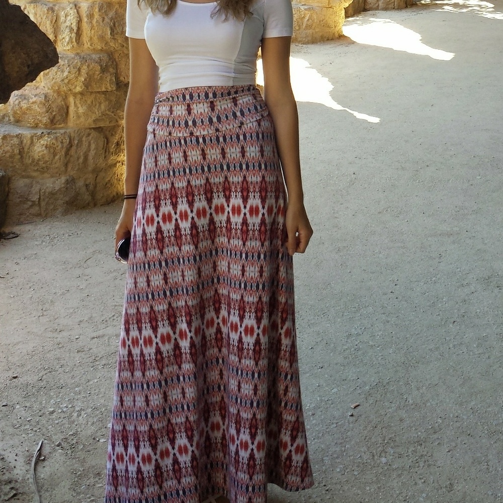 Maxi skirt